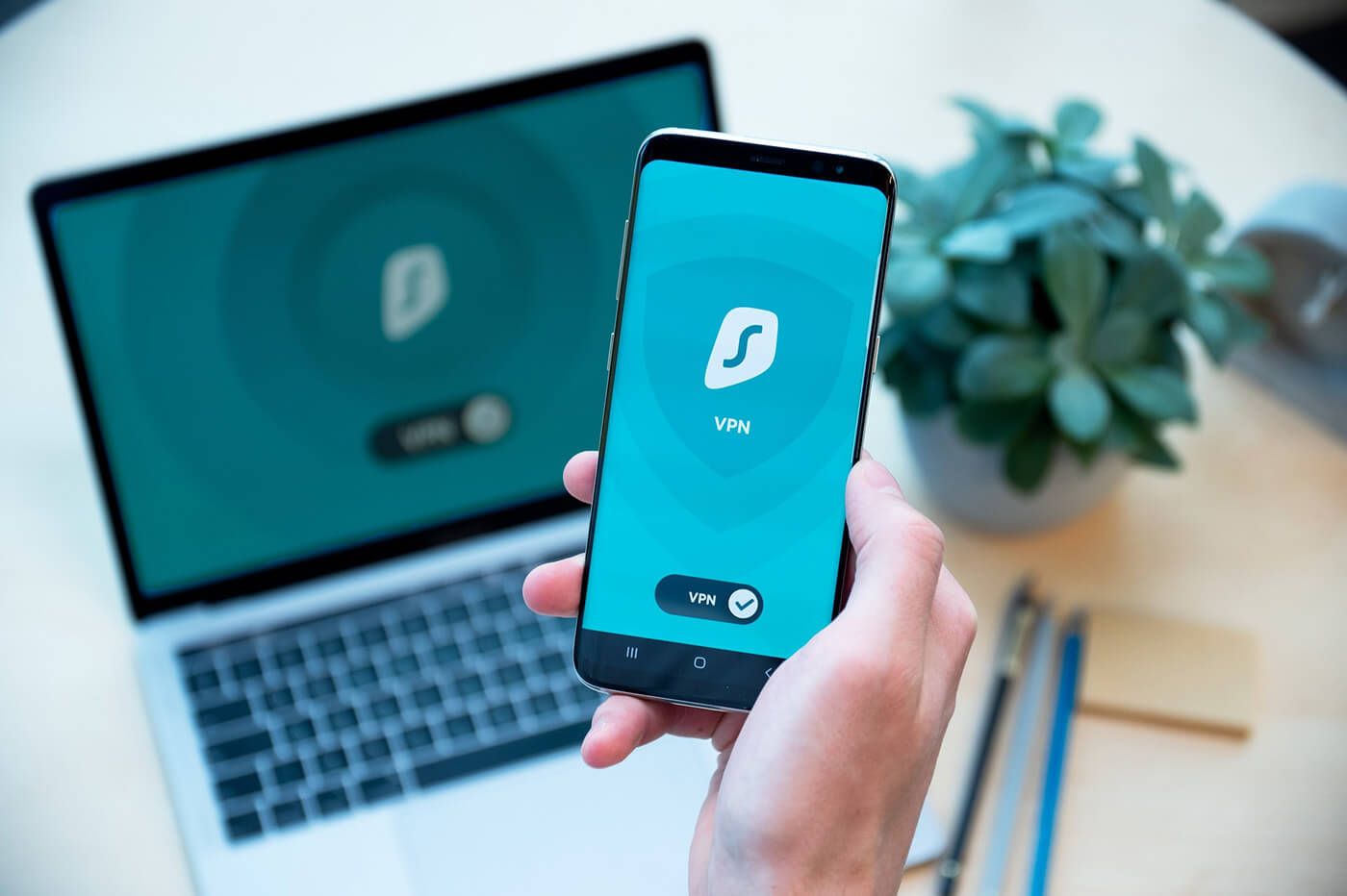 Proteja todos sus dispositivos: conexiones ilimitadas con los planes de Surfshark y lo que significa para usted